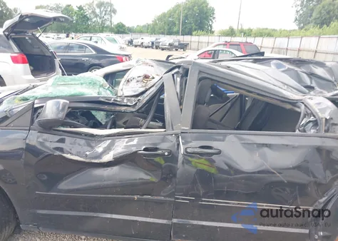 2013 Dodge Grand Caravan Sxt from USA, damaged, VIN 2C4RDGCG0DR817929